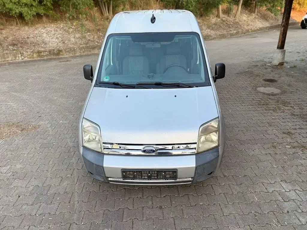 Gebraucht Ford Tourneo Connect 110 PS (80 kW) 2008 Silber Van / Kleinbus