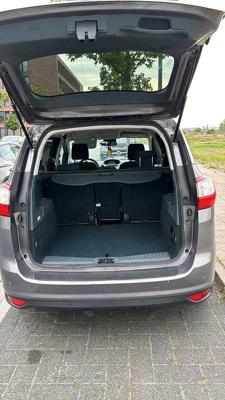 Gebraucht Ford C-MAX 125 PS (91 kW) 2014 Braun Van / Kleinbus