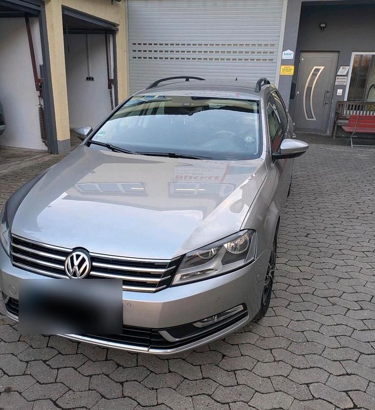 Gebraucht VW Passat 140 PS (102 kW) 2014 Silber Kombi