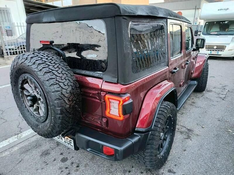 Rot Gebraucht 2021 Jeep Wrangler SUV | 52.500 € (Fairer Preis) - Bild 1/4