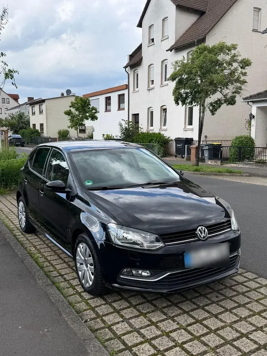 Gebraucht VW Polo Sound 60 PS (44 kW) 2016 Schwarz Kleinwagen