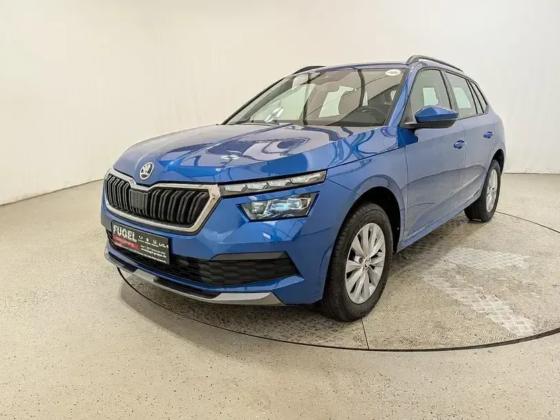 Gebraucht Skoda Kamiq Ambition 110 PS (80 kW) 2023 Raceblau metallic SUV