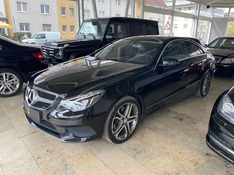 Gebraucht Mercedes E220 170 PS (125 kW) 2013 Schwarz Coupé