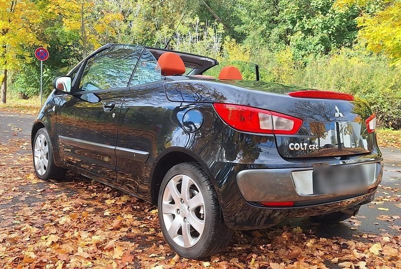 Usata Mitsubishi Colt 2006 Oro Cabrio