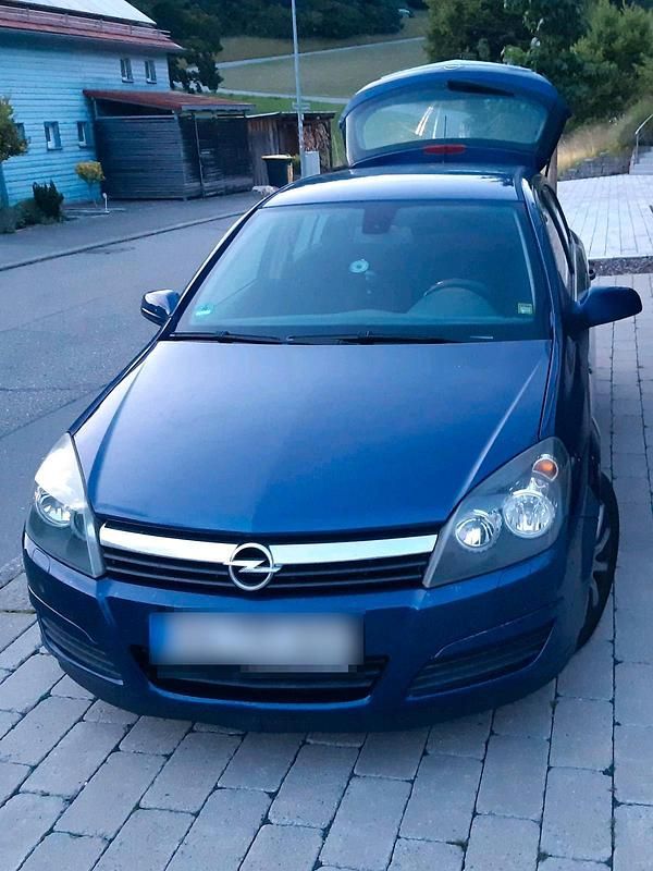 Blau Gebraucht 2005 Opel Astra Limousine | 800 € (Superpreis) - Bild 1/4