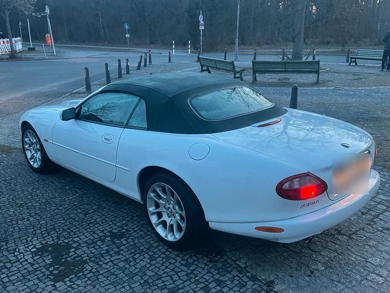 Gebraucht Jaguar XK8 284 PS (208 kW) 1998 Weiß Cabrio