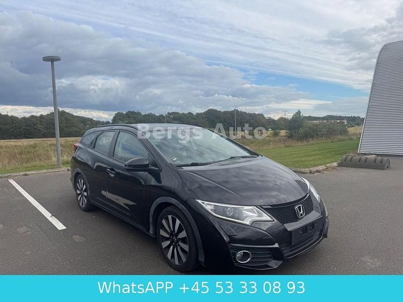 Schwarz Gebraucht 2016 Honda Civic Limousine | 6.900 € (Fairer Preis) - Bild 1/4