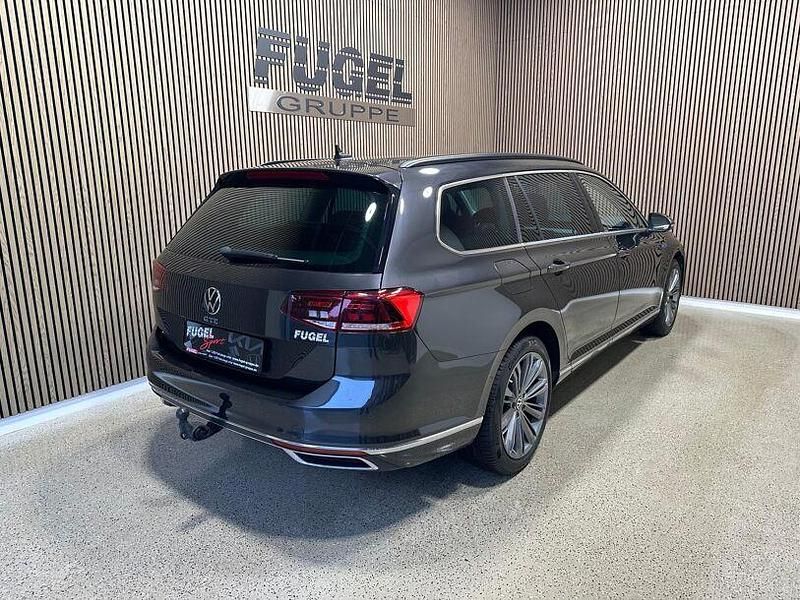 Gebraucht VW Passat GTE 218 PS (160 kW) 2020 Mangangrau metallic Kombi