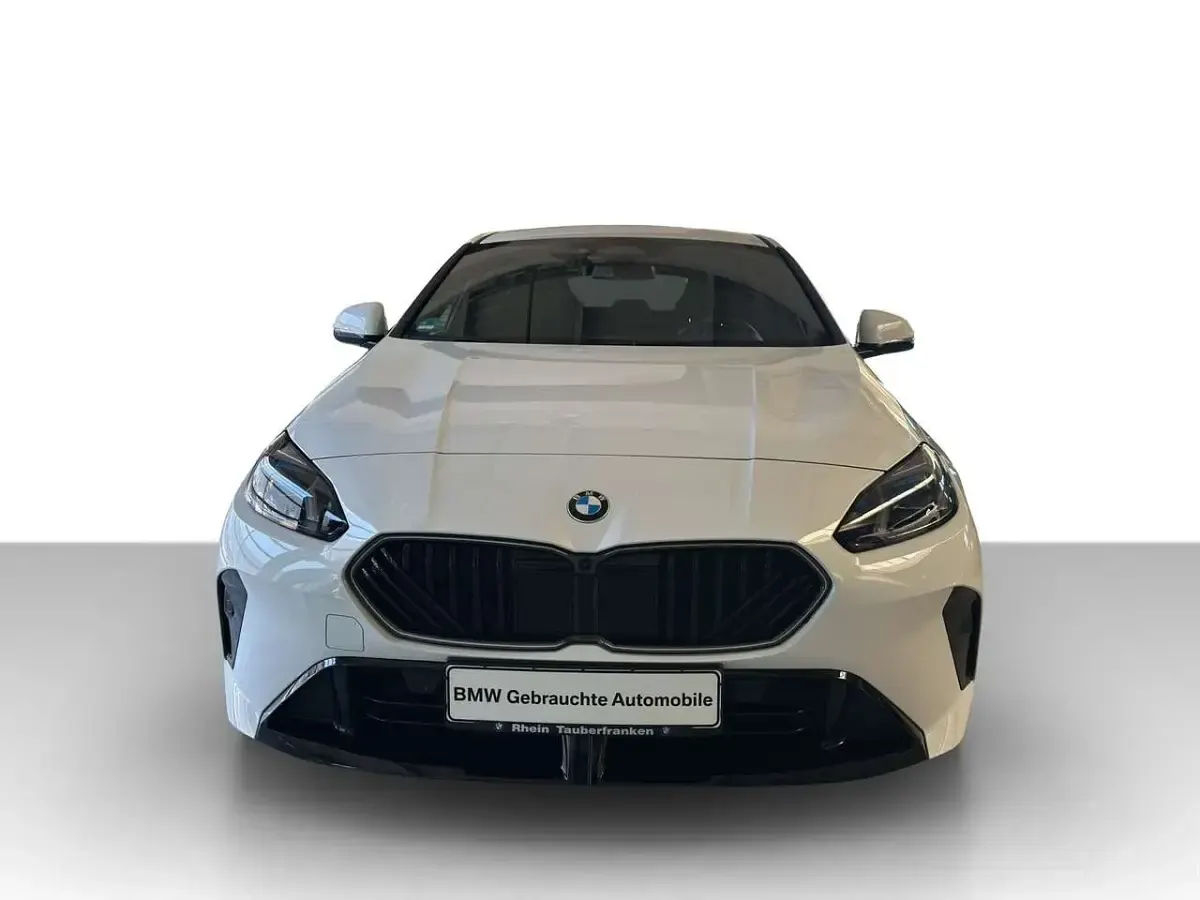 Gebraucht BMW 116 M Sport 122 PS (89 kW) 2025 Weiß Kleinwagen