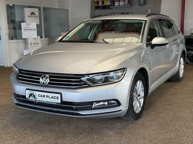 Gebraucht VW Passat Comfortline 150 PS (110 kW) 2018 Silber Kombi