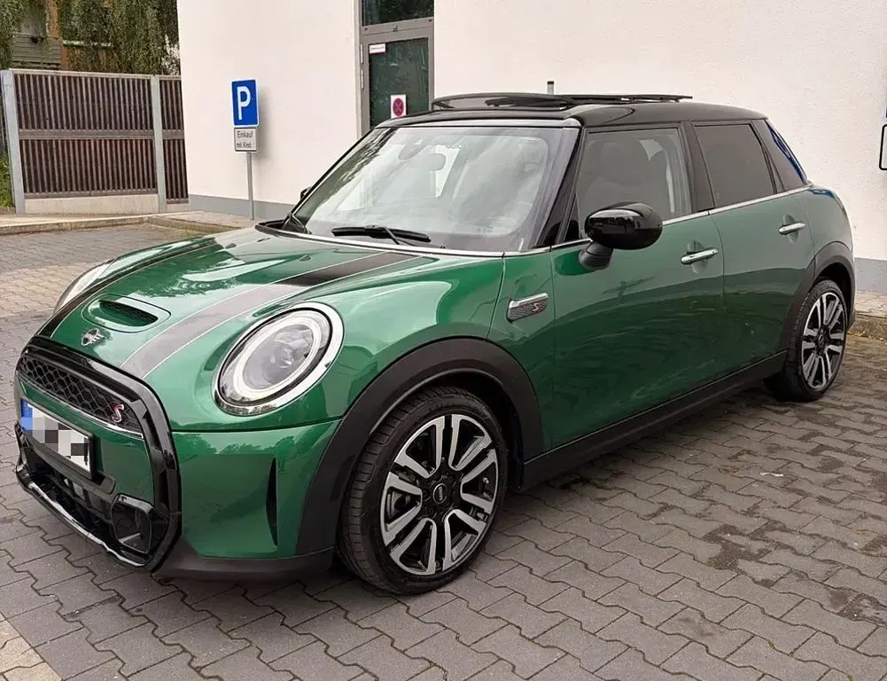 Gebraucht Mini Cooper S Classic 178 PS (130 kW) 2021 Grün Kleinwagen