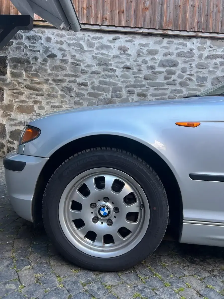 Second-hand BMW 318 143 CP (105 kW) 2002 Argintiu Break
