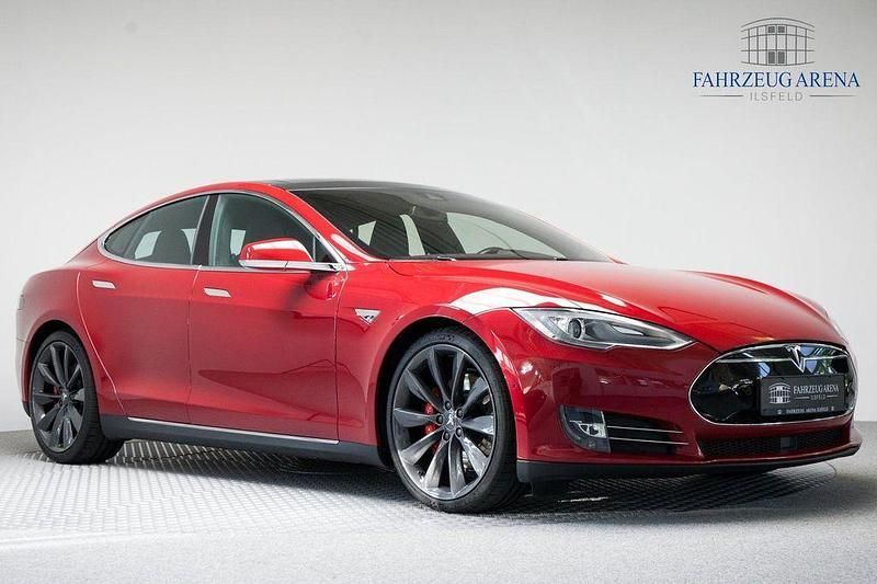 Rot Gebraucht 2015 Tesla Model S Limousine | 29.500 € (Fairer Preis) - Bild 1/4