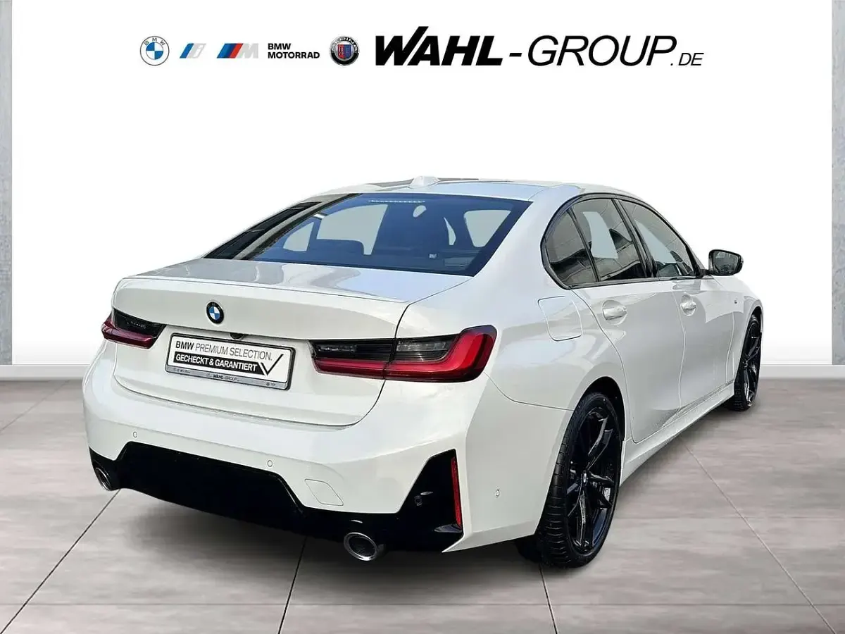 Gebraucht BMW 320 M Sport 190 PS (139 kW) 2025 Weiß Limousine