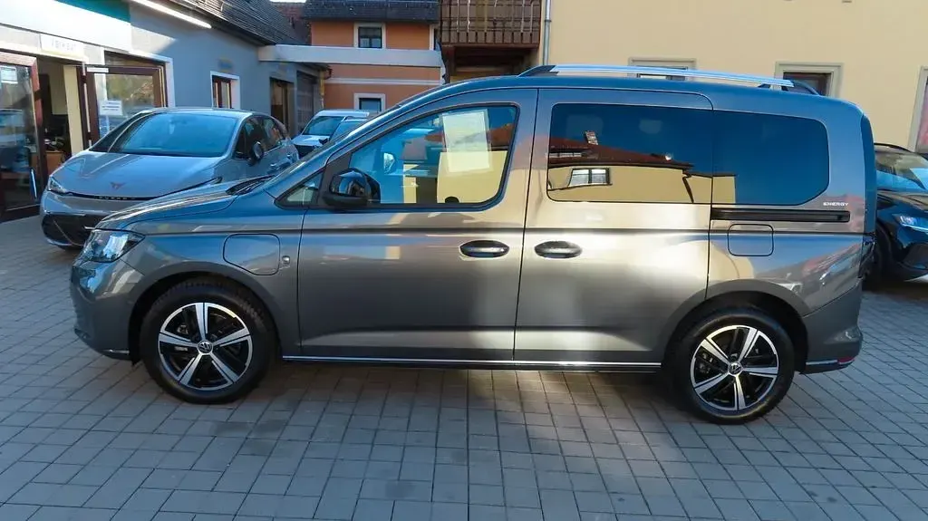 Gebraucht VW Caddy 150 PS (110 kW) 2025 Grau Van / Kleinbus