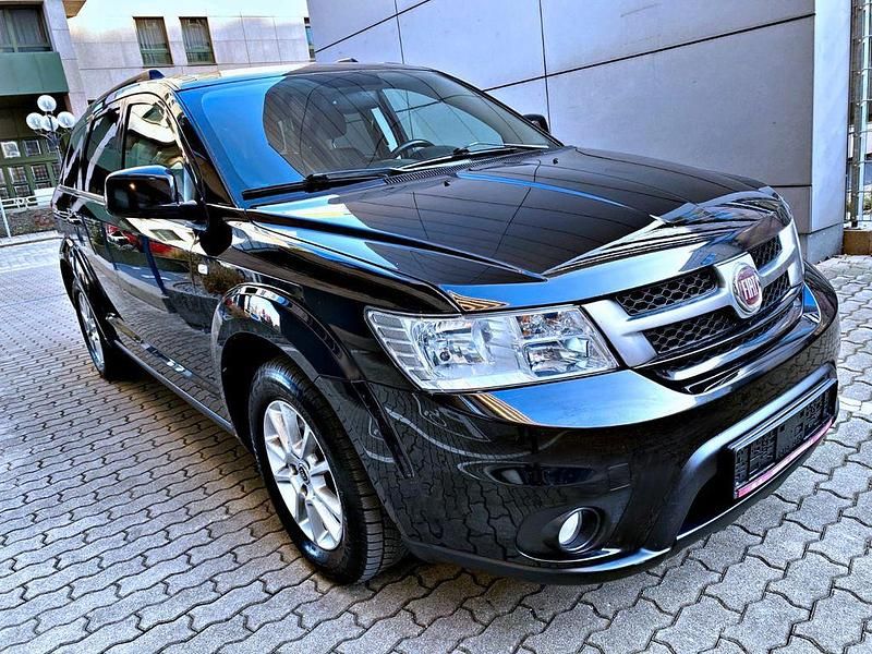 Gebraucht Fiat Freemont 141 PS (103 kW) 2015 Schwarz SUV