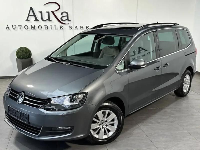Indiumgrau Gebraucht 2021 VW Sharan Van / Kleinbus | 27.989 € (Etwas zu teuer) - Bild 1/4