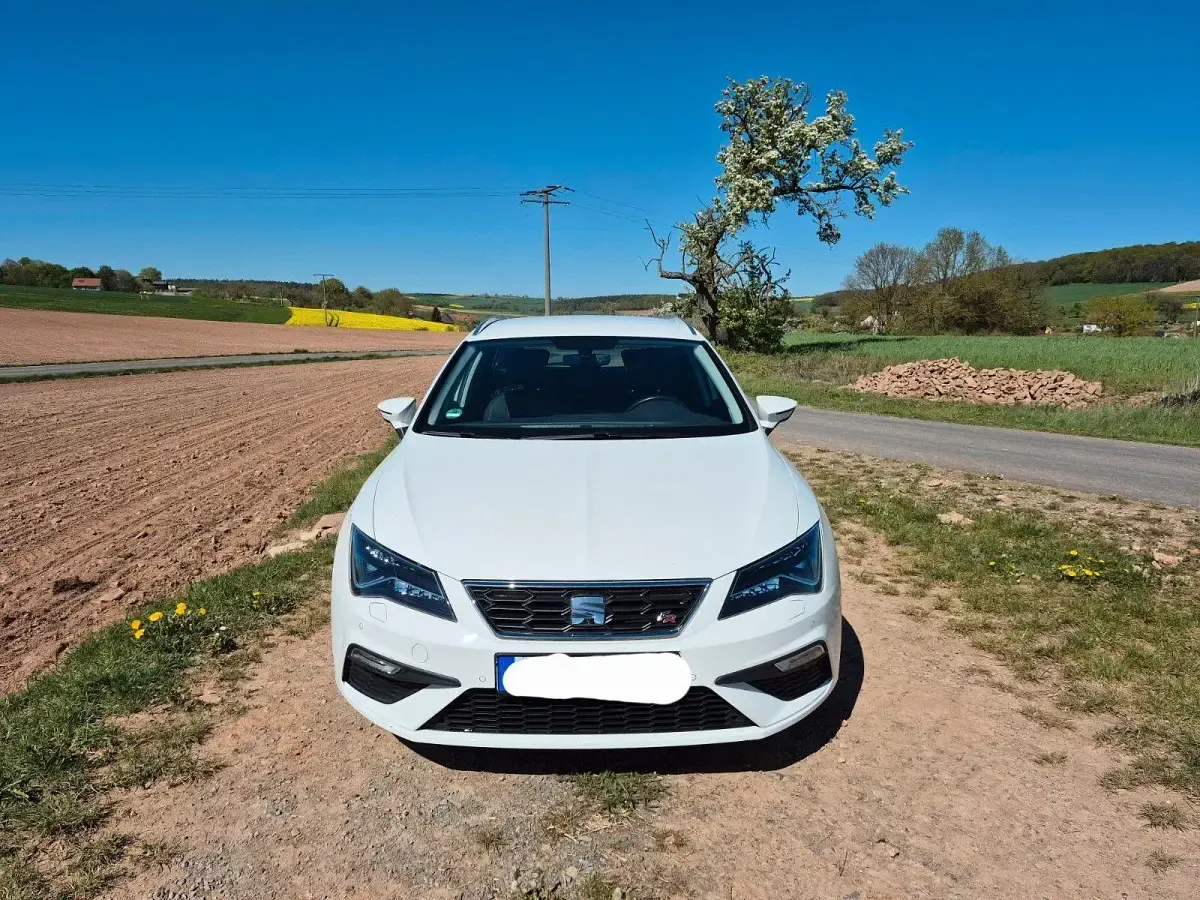 Gebraucht Seat Leon ST FR 131 PS (96 kW) 2019 Weiß Kombi