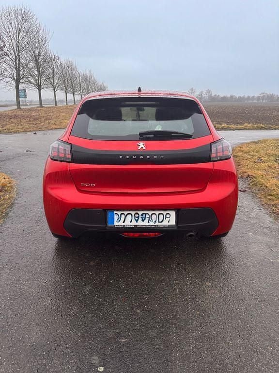 Gebraucht Peugeot 208 Active 101 PS (74 kW) 2020 Rot Kleinwagen