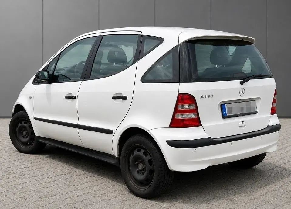 Gebraucht Mercedes A160 Classic 82 PS (60 kW) 2001 Weiß Kleinwagen