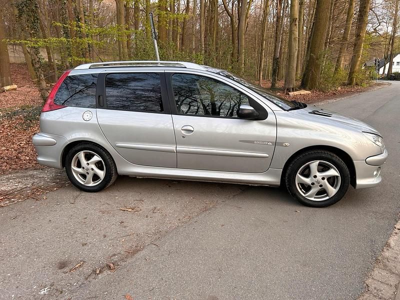 Gebraucht Peugeot 206 88 PS (64 kW) 2005 Silber Kombi