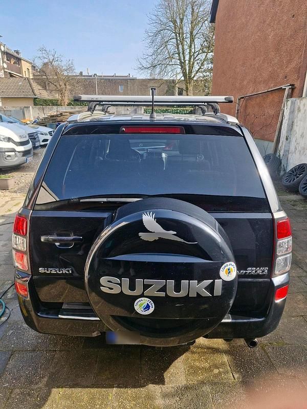 Gebraucht Suzuki Grand Vitara 180 PS (132 kW) 2009 Schwarz SUV