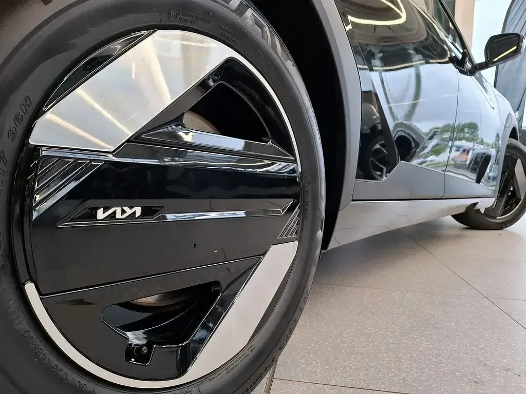 Neu Kia EV4 Earth 150 kW (204 PS) 2026 Zilinaschwarz Limousine