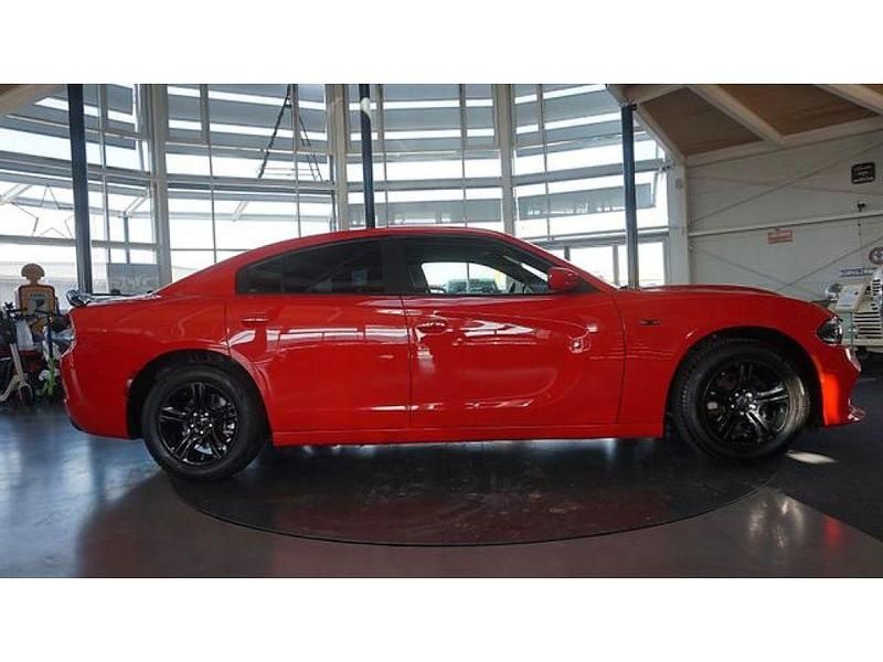 Gebraucht Dodge Charger 296 PS (217 kW) 2022 Rot Limousine