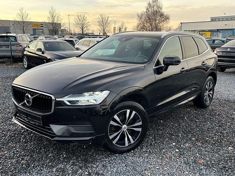 Schwarz Gebraucht 2020 Volvo XC60 Momentum SUV | 19.950 € (Superpreis) - Bild 1/4