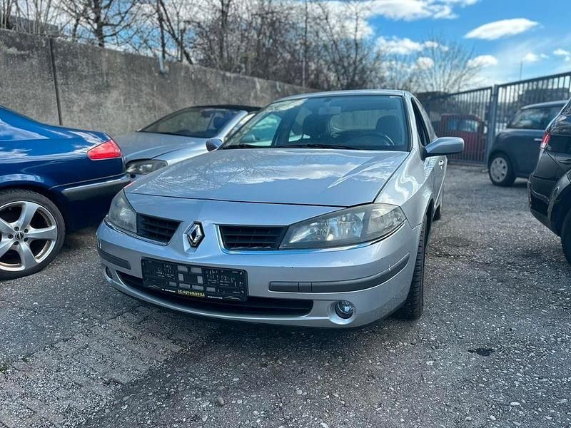 Gebraucht Renault Laguna II 135 PS (99 kW) 2005 Silber Limousine