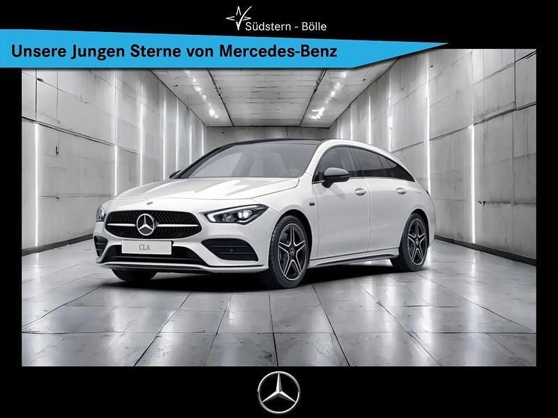Weiss Gebraucht 2021 Mercedes CLA250e Shooting Brake AMG Kombi | 26.682 € (Fairer Preis) - Bild 1/4