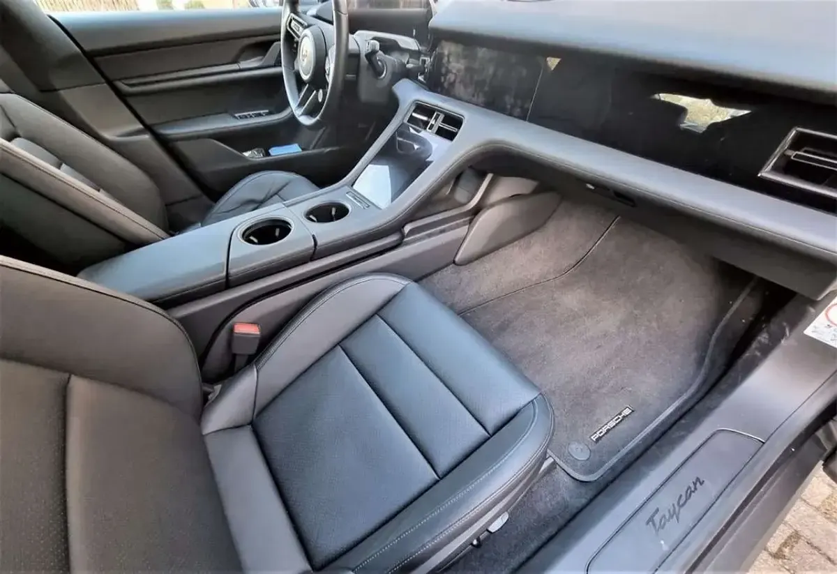 Gebraucht Porsche Taycan 350 kW (476 PS) 2021 Schwarz Limousine