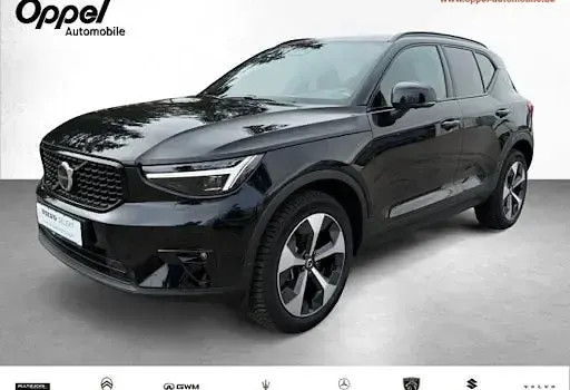 Gebraucht Volvo XC40 Plus 163 PS (119 kW) 2025 Schwarz SUV
