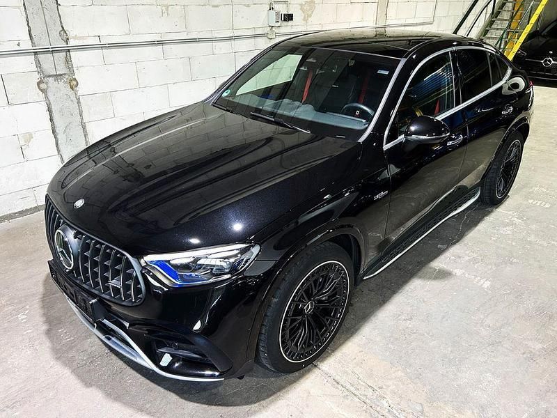 Obsidianschwarz 197 Gebraucht 2024 Mercedes GLC43 AMG Premium Coupé | 83.950 € (Guter Preis) - Bild 1/4
