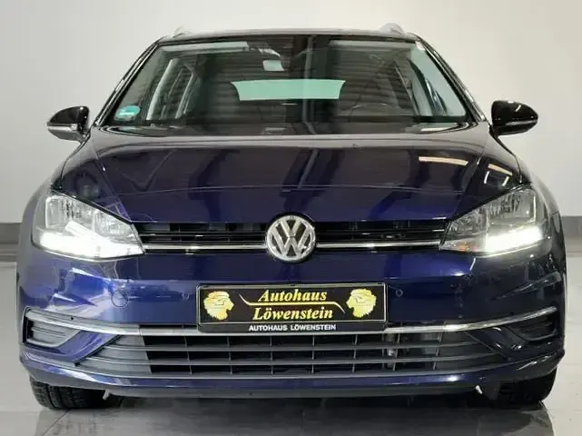 Gebraucht VW Golf VII IQ Drive 116 PS (85 kW) 2019 Blau Limousine