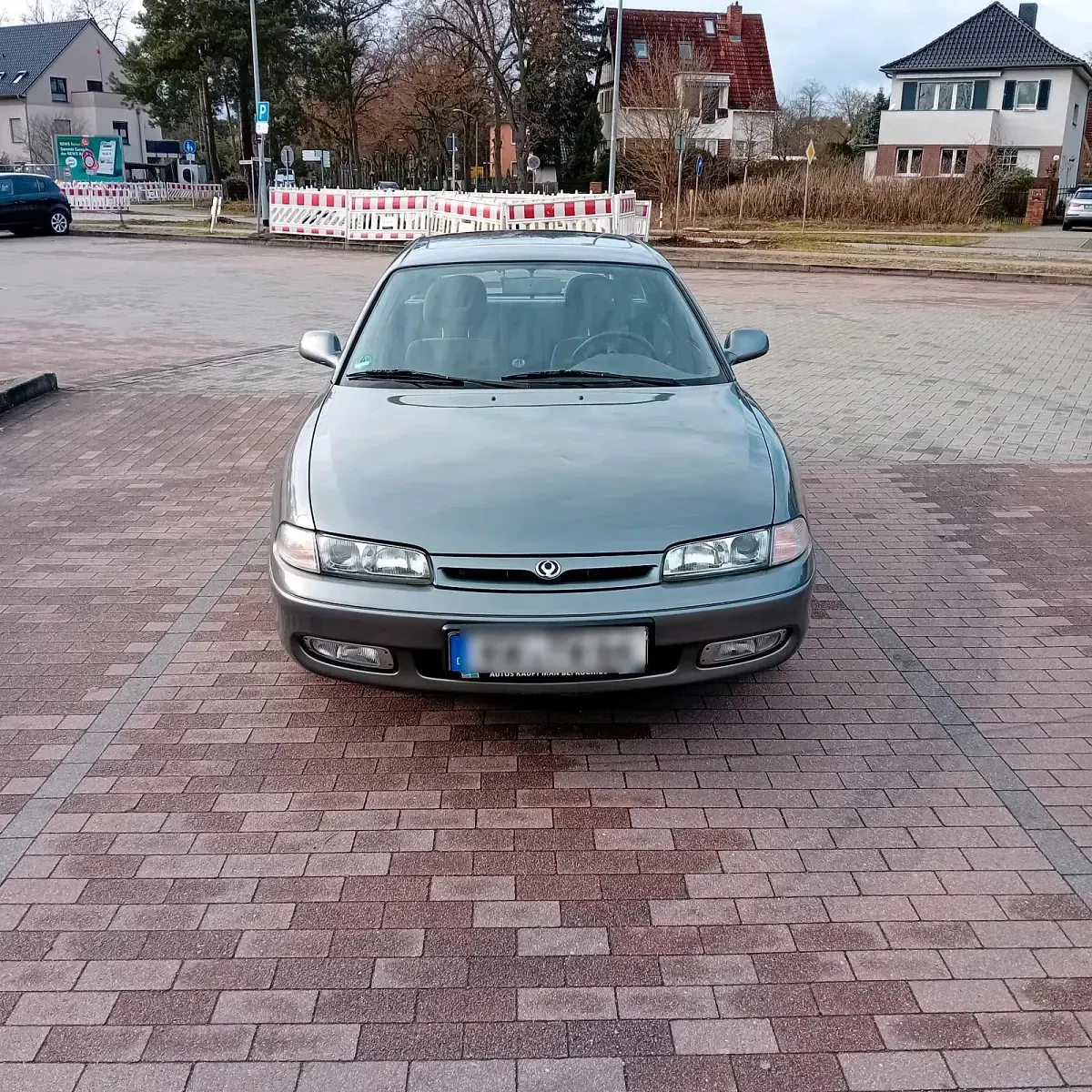 Gebraucht Mazda 626 115 PS (84 kW) 1993 Silber Limousine