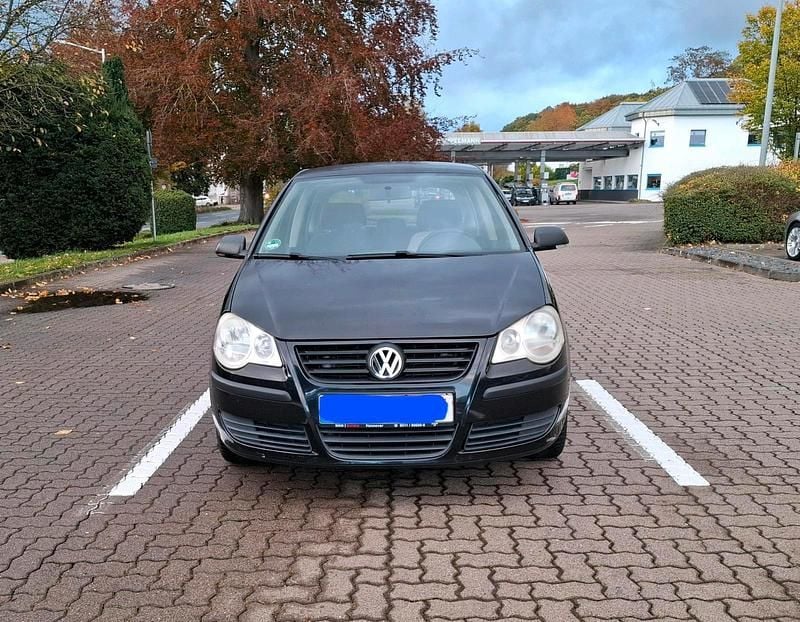 Gebraucht VW Polo 65 PS (47 kW) 2005 Schwarz Kleinwagen