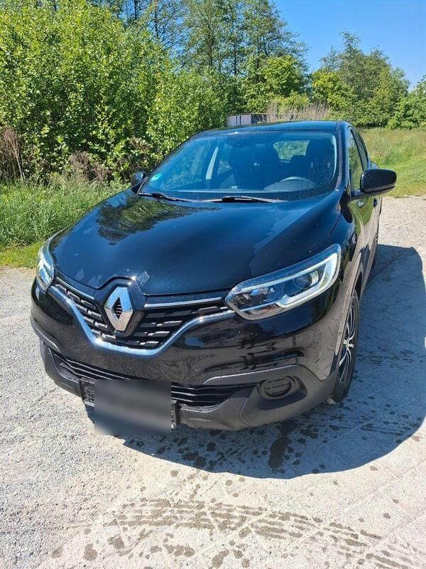 Schwarz Gebraucht 2015 Renault Kadjar SUV | 8.800 € (Guter Preis) - Bild 1/4
