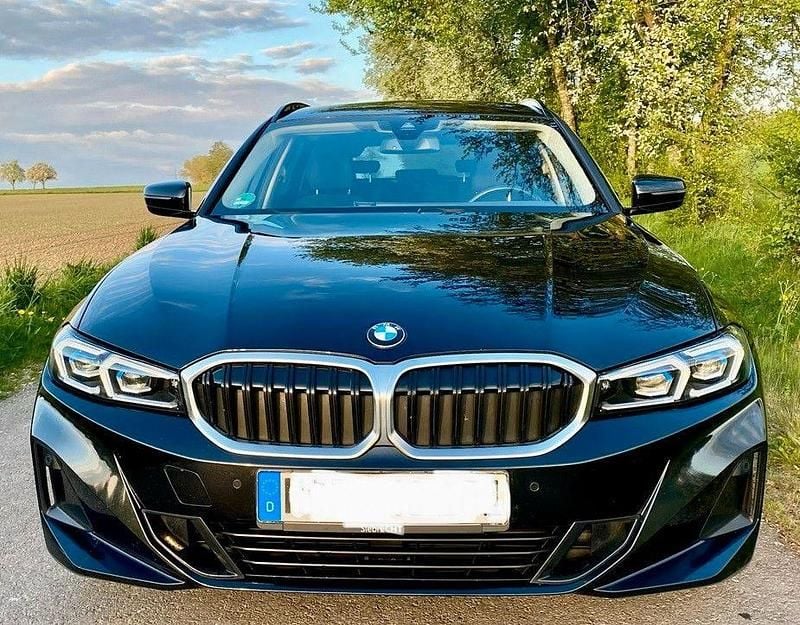 Gebraucht BMW 318 Performance 150 PS (110 kW) 2023 Schwarz Kombi