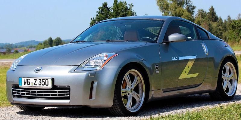 Silber Gebraucht 2004 Nissan 350Z Pack Coupé | 22.500 € (Etwas zu teuer) - Bild 1/4