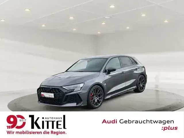 Gebraucht Audi RS3 Sportback Ambiente 400 PS (294 kW) 2025 Daytonagrau perleffekt Kleinwagen