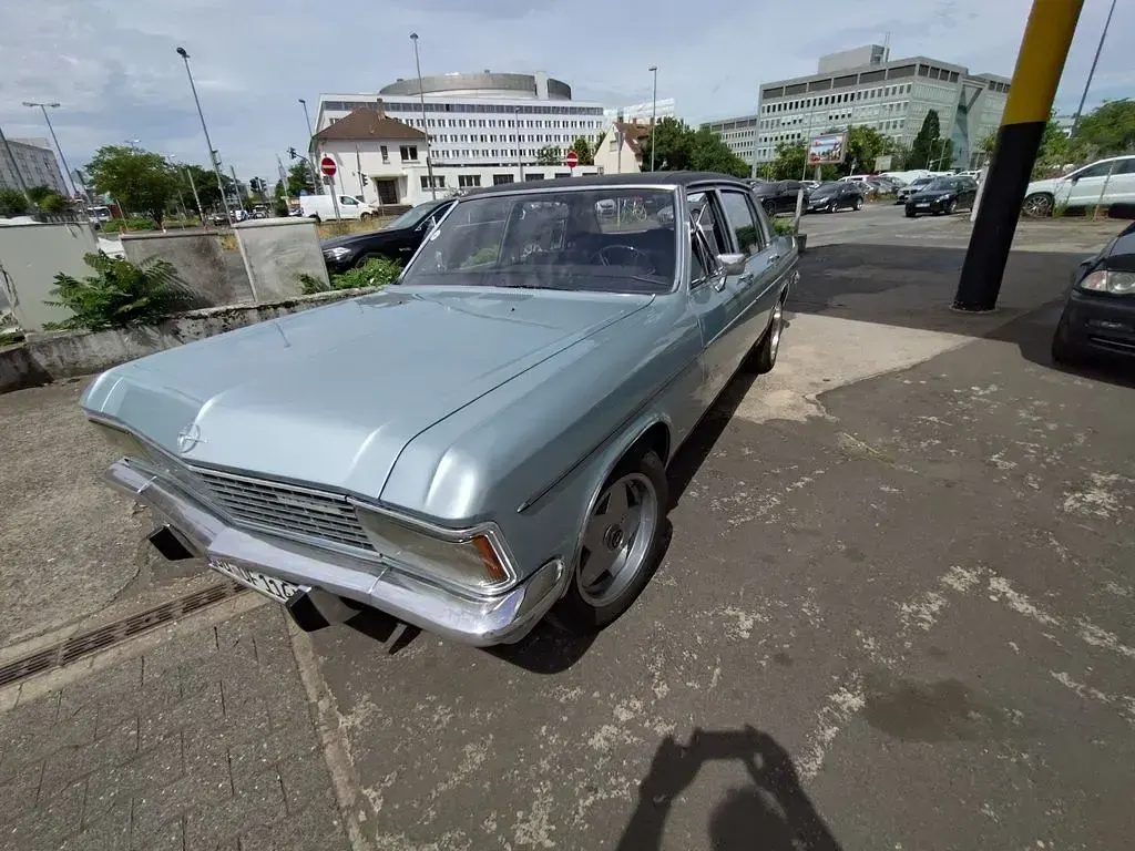 Gebraucht Opel Admiral 145 PS (106 kW) 1972 Blau Limousine