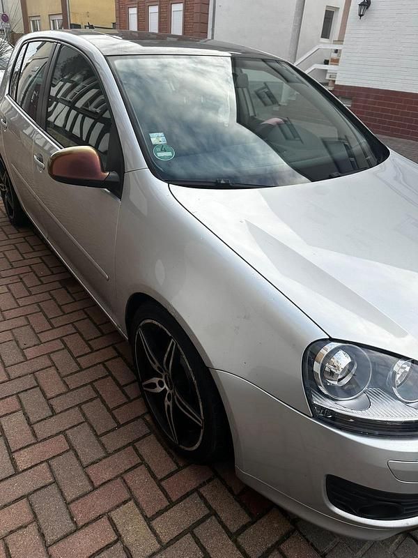 Gebraucht VW Golf V Sport 102 PS (75 kW) 2007 Grau Limousine
