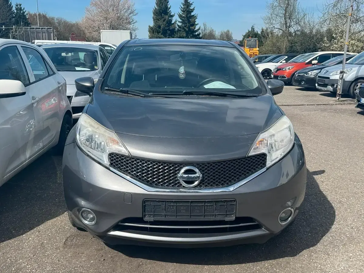 Gebraucht Nissan Note Acenta Connect 90 PS (66 kW) 2015 Grau Kleinwagen
