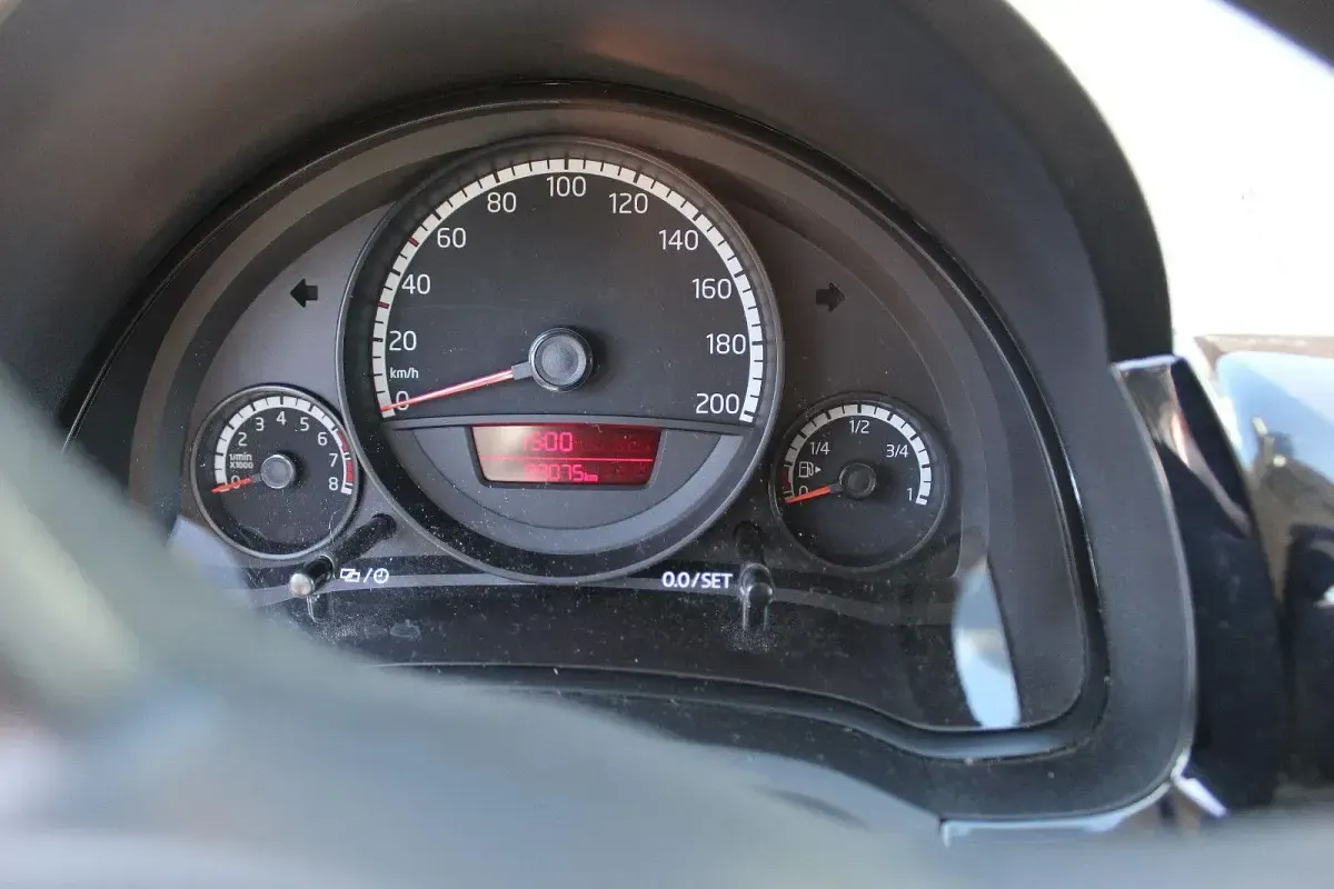 Occasion VW up! move up! 75 ch (55 kW) 2012 Argent Citadine