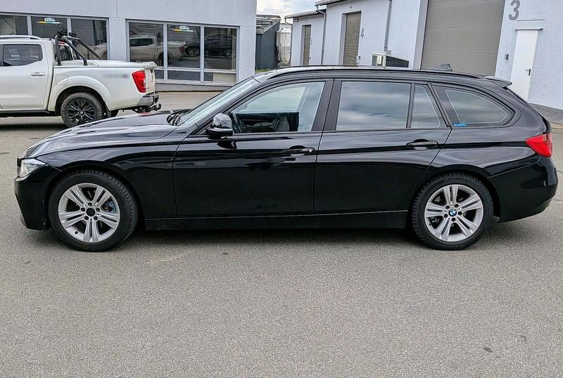 Gebraucht BMW 320 184 PS (135 kW) 2013 Schwarz Kombi
