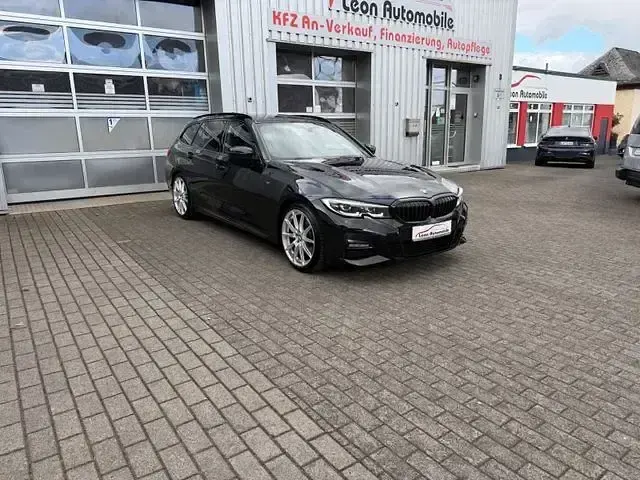 Gebraucht BMW 320 Shadowline 190 PS (139 kW) 2021 Schwarz Limousine