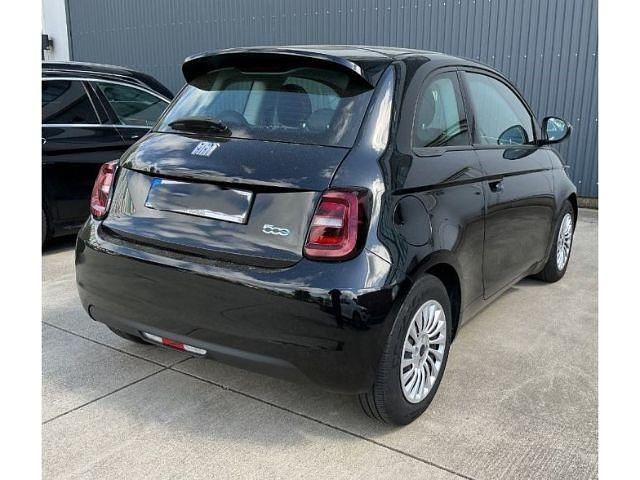 Gebraucht Fiat 500e Action 69 kW (95 PS) 2023 Schwarz Kleinwagen