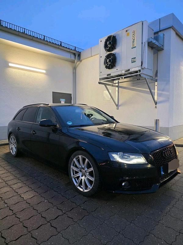 Gebraucht Audi A4 190 PS (139 kW) 2011 Schwarz Limousine