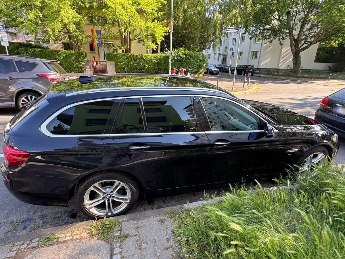 Gebraucht BMW 525 M Sport 218 PS (160 kW) 2015 Schwarz Kombi